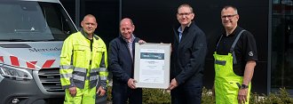 uszeichnung für herausragenden Einsatz im Pannenservice: Das Team von Autohaus Peter wurde von Daimler Truck mit dem Prädikat Best of Service24h – 2025 ausgezeichnet. (Depping/Autohaus Peter)
