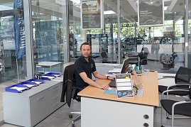 Willkommen beim smart-Service in Northeim! (Foto: Fischer/Autohaus Peter)