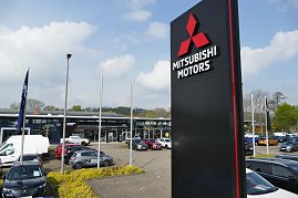 Auch das Göttinger Autohaus erfuhr für Mitsubishi im Innen- und Außenbereich eine Neugestaltung nach neuer CI.  (Foto: Fischer/Autohaus Peter)