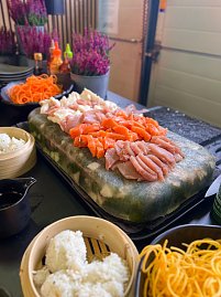 Impression vom einzigartigen Catering. Eine Aufnahme von der Auswahl am Live-Buffet.