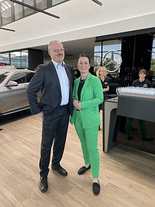 Weinakademiker André Pfützner und Geschäftsführerin Christina Dost