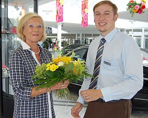 Abschluss der Leserwahl „Unser Auto“ mit Gewinnübergabe