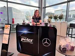 She's Mercedes Ladies Night