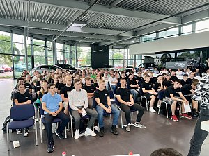 Willkommensempfang f&uuml;r unsere 46 neuen Peter-Azubis