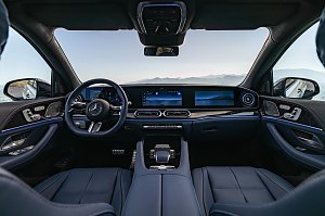 Das Cockpit des neuen Mercedes-Benz GLE.