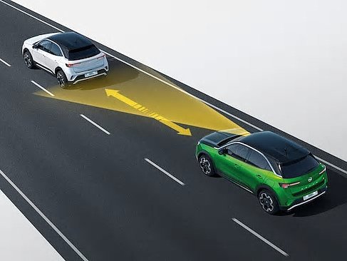 AUTOMATISCHER GESCHWINDIGKEITS-ASSISTENT.