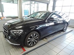 Mercedes-Benz E 300 de 4M T Avantgarde/ 9G/ LED/ Panorama-SD/ AHK/ 