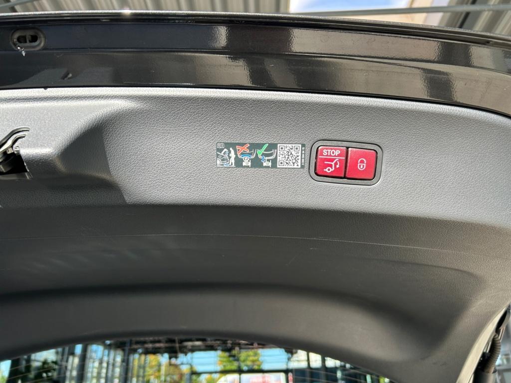 Mercedes-Benz GLC 300 d 4M Coupé AMG/Night/Digital/Panorama-SD Mercedes-Benz GLC 300 d 4M Coupé AMG/Night/Digital/Panorama-SD