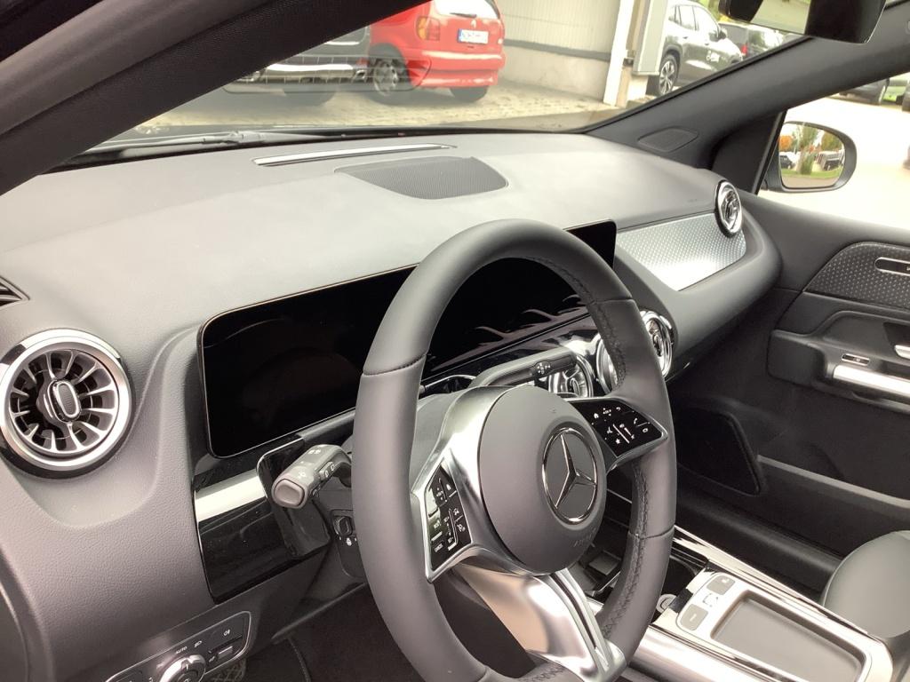 Mercedes-Benz B 200 d ++PROGRESSIVE+8G+17+AHK+THERMATIC+LED++ Mercedes-Benz B 200 d ++PROGRESSIVE+8G+17+AHK+THERMATIC+LED++