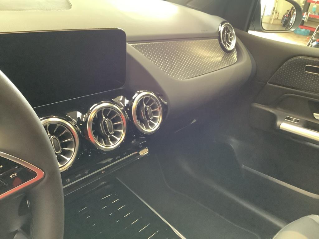 Mercedes-Benz B 200 d +PROGRESSIVE+LED+MBUX+AHK+8G+THERMATIC+ Mercedes-Benz B 200 d +PROGRESSIVE+LED+MBUX+AHK+8G+THERMATIC+