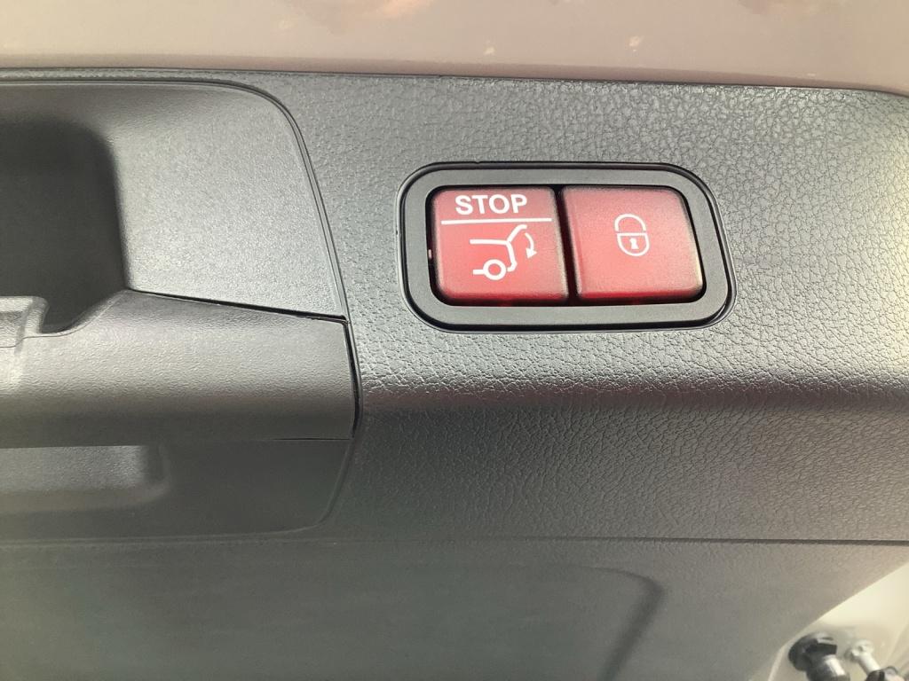 Mercedes-Benz GLB 200 d 4MATIC ++AMG LINE+MULTIBEAM+MBUX+AHK++ Mercedes-Benz GLB 200 d 4MATIC ++AMG LINE+MULTIBEAM+MBUX+AHK++