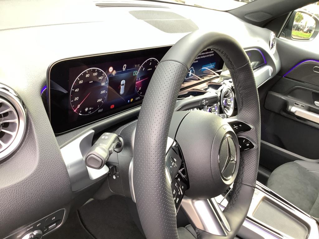 Mercedes-Benz GLB 200 d 4MATIC ++AMG LINE+MULTIBEAM+MBUX+AHK++ Mercedes-Benz GLB 200 d 4MATIC ++AMG LINE+MULTIBEAM+MBUX+AHK++
