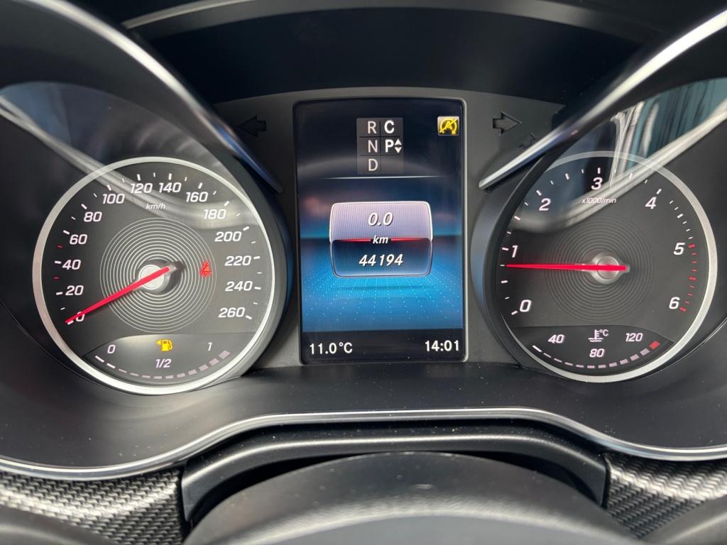 Mercedes-Benz V 300 d AVANTGARDE Lang AMG/360°/Burmester Mercedes-Benz V 300 d AVANTGARDE Lang AMG/360°/Burmester