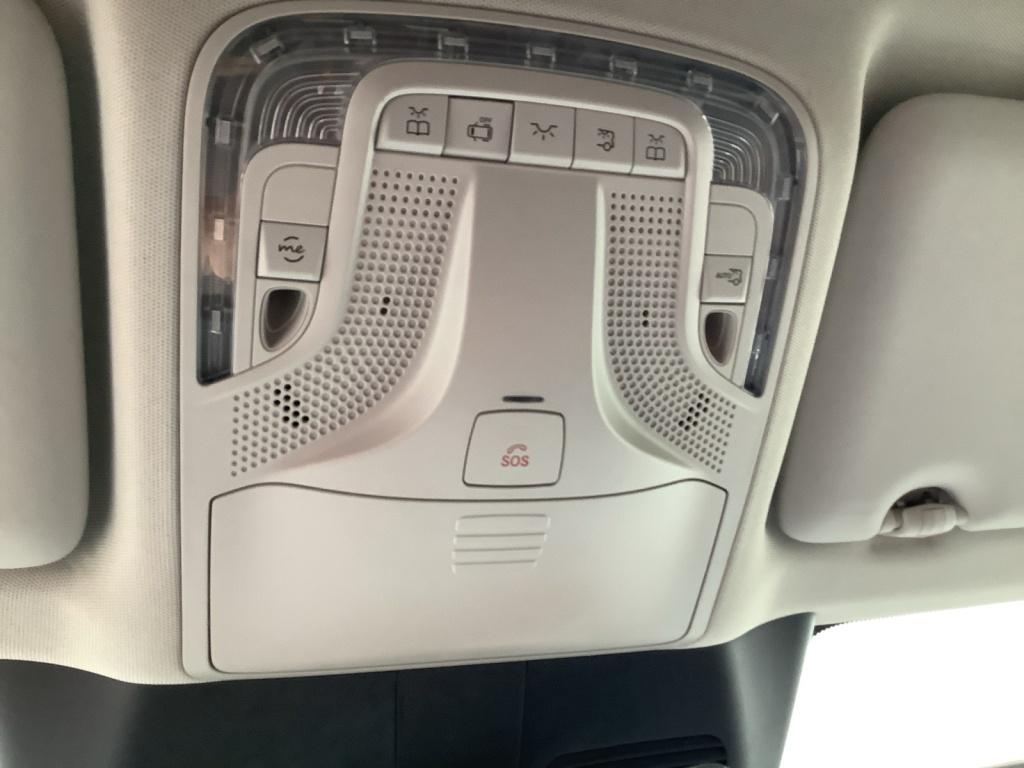 Mercedes-Benz V 220 d STYLE Lang Widescreen/MultiBeam/AHK Mercedes-Benz V 220 d STYLE Lang Widescreen/MultiBeam/AHK