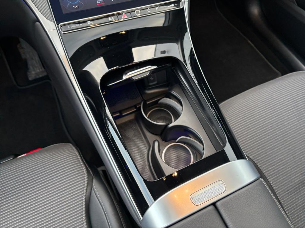 Mercedes-Benz GLC 220 d 4M Avantgarde/LED/Panorama-SD/AHK/ Mercedes-Benz GLC 220 d 4M Avantgarde/LED/Panorama-SD/AHK/