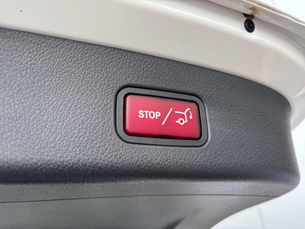 Mercedes-Benz GLC 220 d 4M Avantgarde/LED/Panorama-SD/AHK/ Mercedes-Benz GLC 220 d 4M Avantgarde/LED/Panorama-SD/AHK/