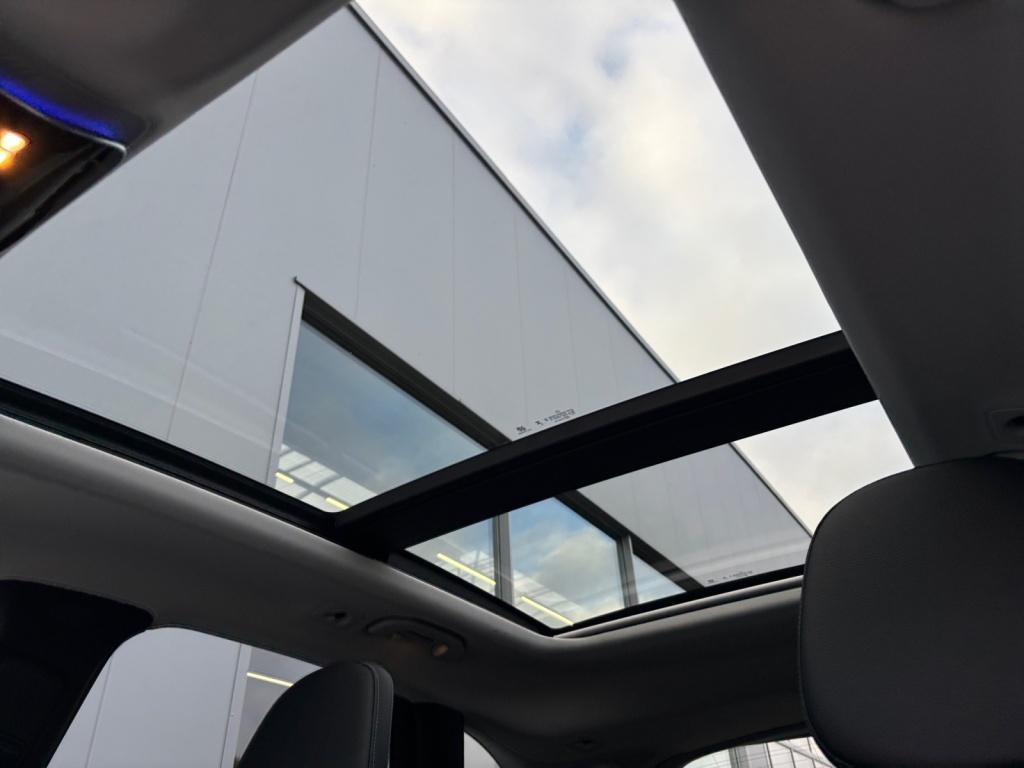 Mercedes-Benz GLC 220 d 4M Avantgarde/LED/Panorama-SD/AHK/ Mercedes-Benz GLC 220 d 4M Avantgarde/LED/Panorama-SD/AHK/