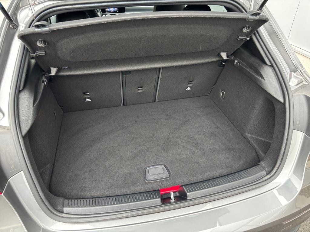 Mercedes-Benz A 250 e AMG/Night/Edition/LED/Kamera/navi/DAB/ Mercedes-Benz A 250 e AMG/Night/Edition/LED/Kamera/navi/DAB/