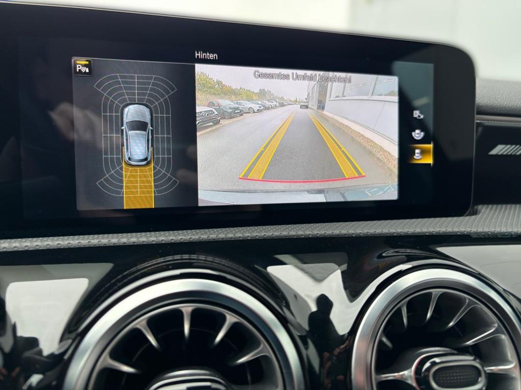 Mercedes-Benz AMG A 35 4M AMG/Night/19/LED/Navi/ Mercedes-Benz AMG A 35 4M AMG/Night/19/LED/Navi/