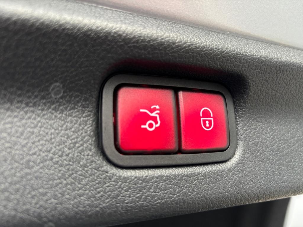 Mercedes-Benz EQE 300 Electric Art/Advanced/Digital/Panorama-D Mercedes-Benz EQE 300 Electric Art/Advanced/Digital/Panorama-D