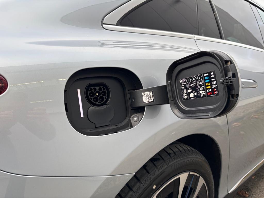 Mercedes-Benz EQE 300 Electric Art/Advanced/Digital/Panorama-D Mercedes-Benz EQE 300 Electric Art/Advanced/Digital/Panorama-D