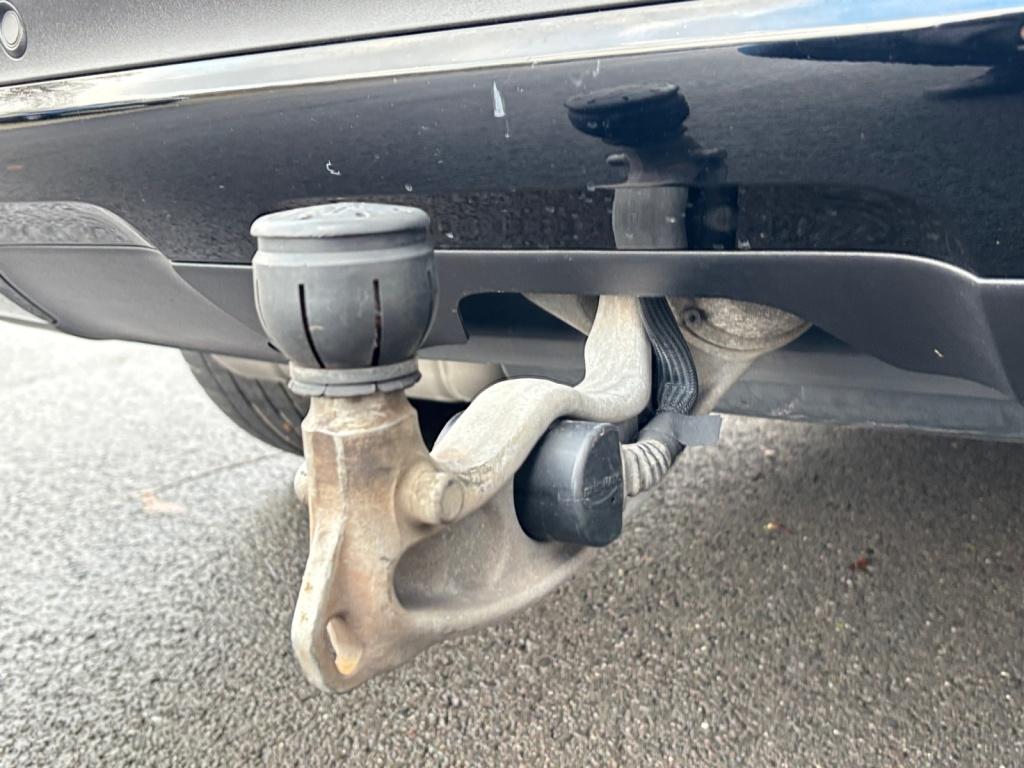 Mercedes-Benz GLE 300 d 4M AMG/Night/Multibeam/360°K/Pano-SD/ Mercedes-Benz GLE 300 d 4M AMG/Night/Multibeam/360°K/Pano-SD/