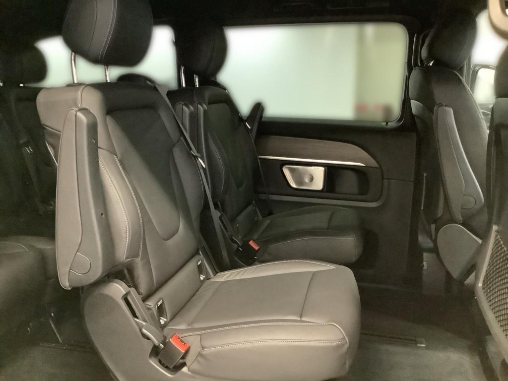 Mercedes-Benz V 300 d Avantgarde AMG 4 Matic Multibeam/AHK2,5t Mercedes-Benz V 300 d Avantgarde AMG 4 Matic Multibeam/AHK2,5t