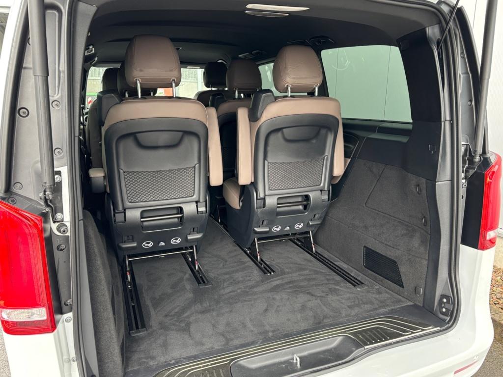 Mercedes-Benz V 300 d AVANTGARDE Lang AMG/360°/Burmester Mercedes-Benz V 300 d AVANTGARDE Lang AMG/360°/Burmester