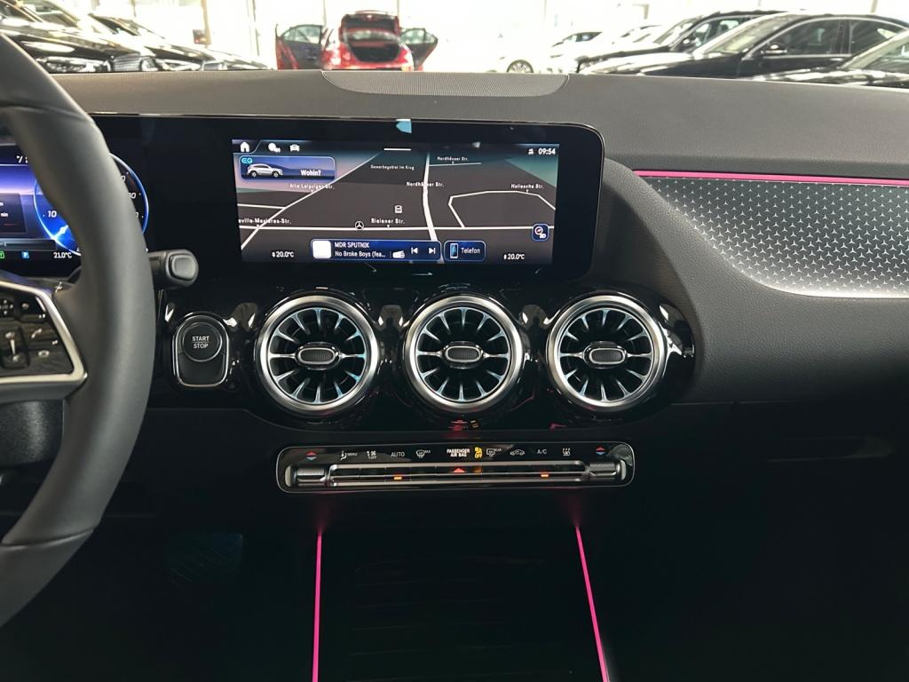 Mercedes-Benz EQB 300 4M AMG/NIGHT/LED/MBUX/EASY-PACK/Kamera/ Mercedes-Benz EQB 300 4M AMG/NIGHT/LED/MBUX/EASY-PACK/Kamera/