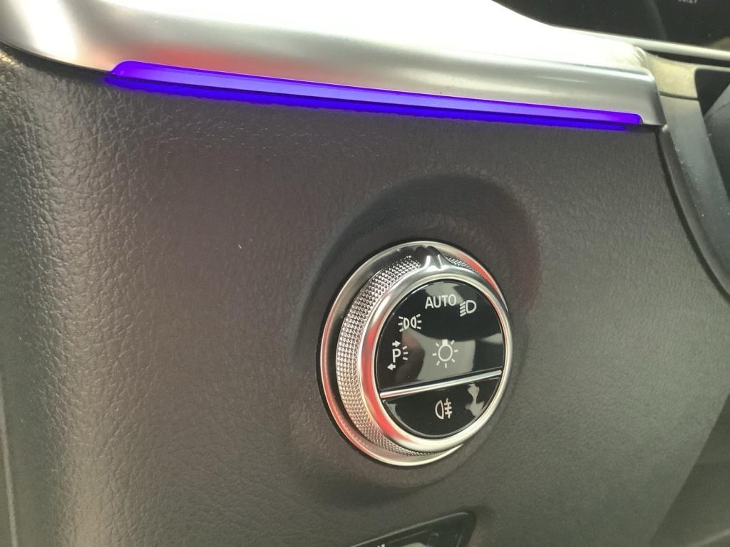 Mercedes-Benz C 180 AMG+19+DIGITAL LIGHT+MEMORY+GUARD 360° Mercedes-Benz C 180 AMG+19+DIGITAL LIGHT+MEMORY+GUARD 360°