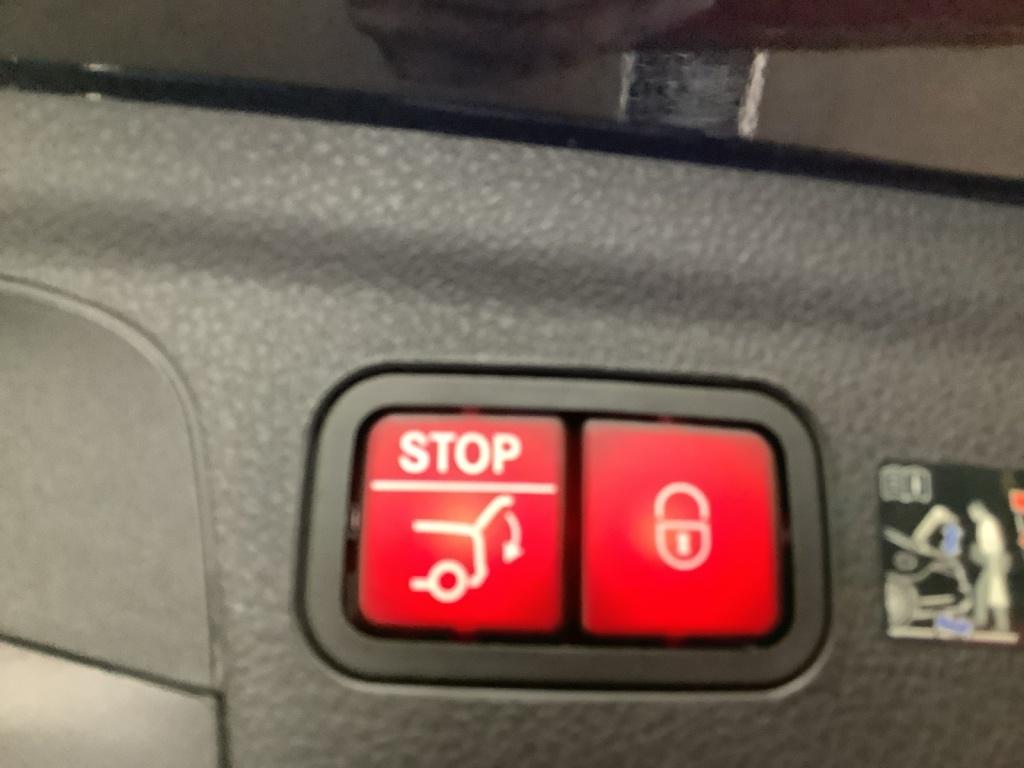 Mercedes-Benz GLE 450 4MATIC AMG+NIGHT+19+KEYLESS+MULTIBEAM Mercedes-Benz GLE 450 4MATIC AMG+NIGHT+19+KEYLESS+MULTIBEAM