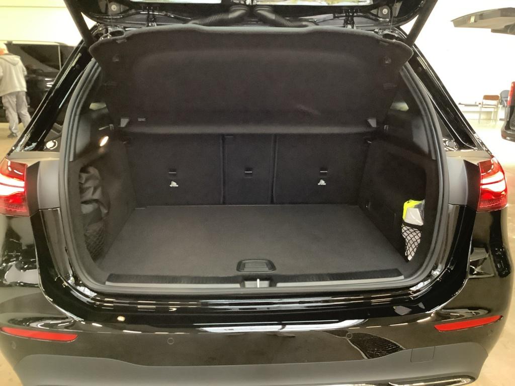 Mercedes-Benz B 220 4MATIC PROGRESSIVE+AHK+17+MBUX+8G-DCT+LED Mercedes-Benz B 220 4MATIC PROGRESSIVE+AHK+17+MBUX+8G-DCT+LED