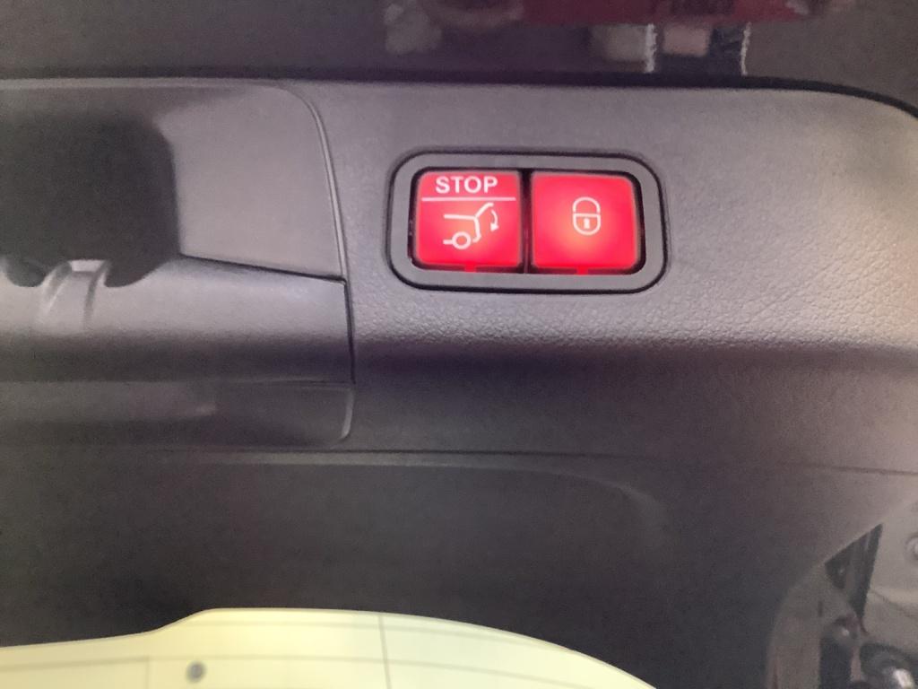 Mercedes-Benz B 220 4MATIC PROGRESSIVE+AHK+17+MBUX+8G-DCT+LED Mercedes-Benz B 220 4MATIC PROGRESSIVE+AHK+17+MBUX+8G-DCT+LED