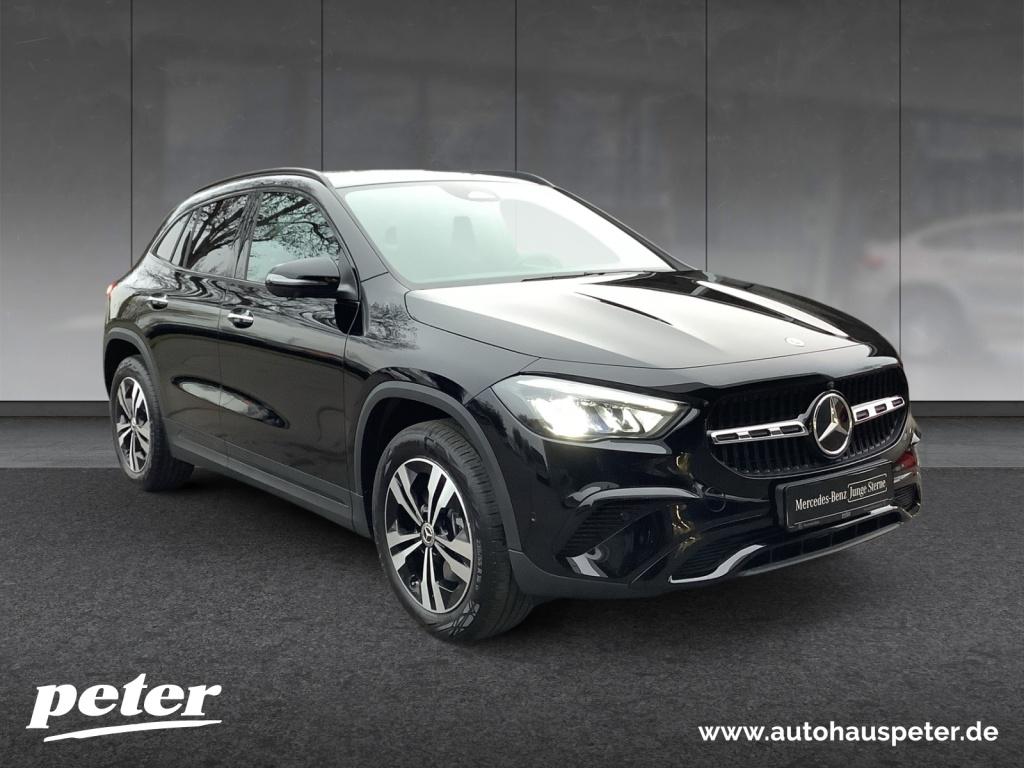 Mercedes-Benz GLA 220 d 4MATIC NIGHT+18+LED+MBUX+AHK+PANO+8G Mercedes-Benz GLA 220 d 4MATIC NIGHT+18+LED+MBUX+AHK+PANO+8G