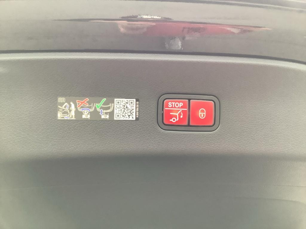 Mercedes-Benz GLC 220 d 4MATIC Coupé AMG+20+DIGITAL+9G+MEMORY Mercedes-Benz GLC 220 d 4MATIC Coupé AMG+20+DIGITAL+9G+MEMORY