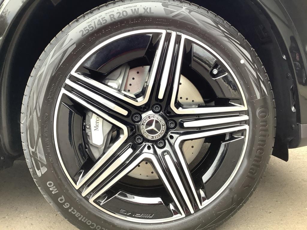 Mercedes-Benz GLC 220 d 4MATIC Coupé AMG+20+DIGITAL+9G+MEMORY Mercedes-Benz GLC 220 d 4MATIC Coupé AMG+20+DIGITAL+9G+MEMORY