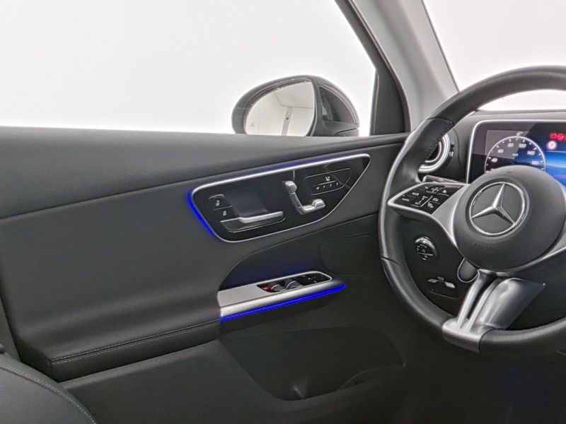 Mercedes-Benz GLC 200 4M Avantgarde/19/LED/Kamera/Memory-P./ Mercedes-Benz GLC 200 4M Avantgarde/19/LED/Kamera/Memory-P./