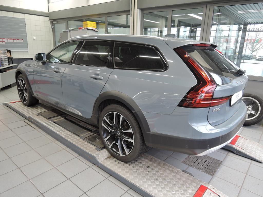 Volvo V 90 Cross Country AWD Pro LED/Standheizung/HUD/ Volvo V 90 Cross Country AWD Pro LED/Standheizung/HUD/