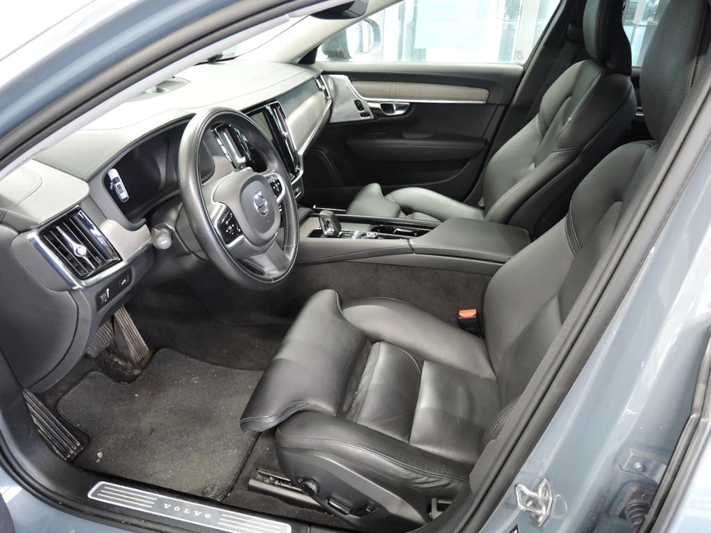 Volvo V 90 Cross Country AWD Pro LED/Standheizung/HUD/ Volvo V 90 Cross Country AWD Pro LED/Standheizung/HUD/