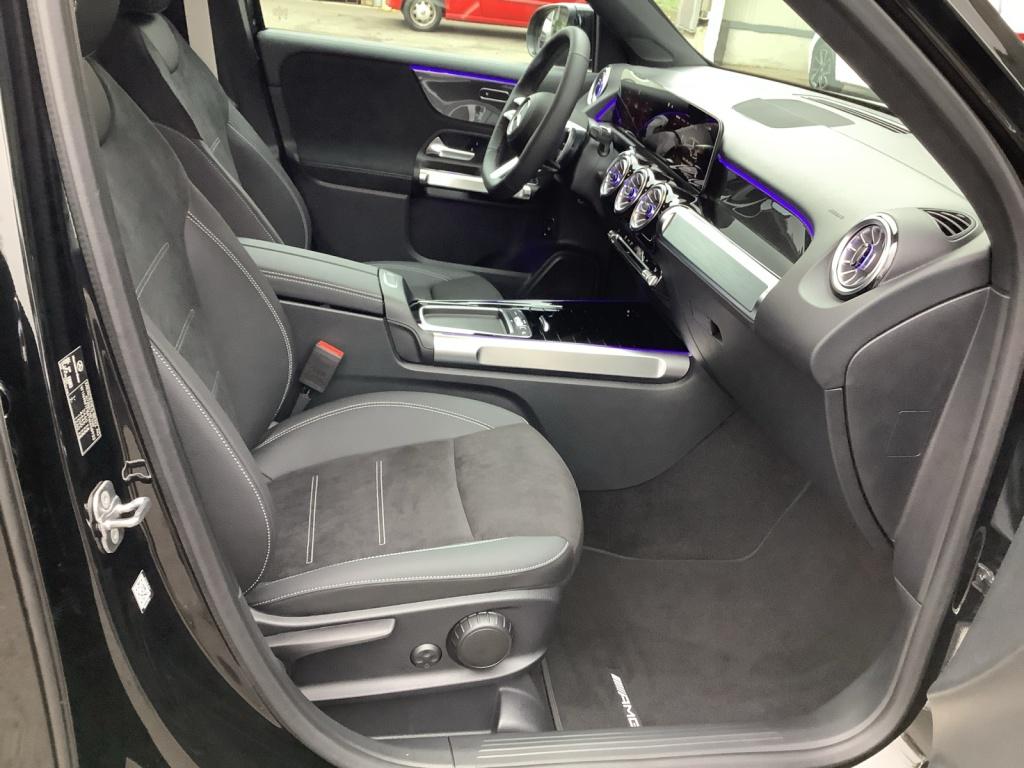 Mercedes-Benz GLB 220 d 4MATIC +AMG+NIGHT+LED+MBUX+20+AHK+8G+ Mercedes-Benz GLB 220 d 4MATIC +AMG+NIGHT+LED+MBUX+20+AHK+8G+