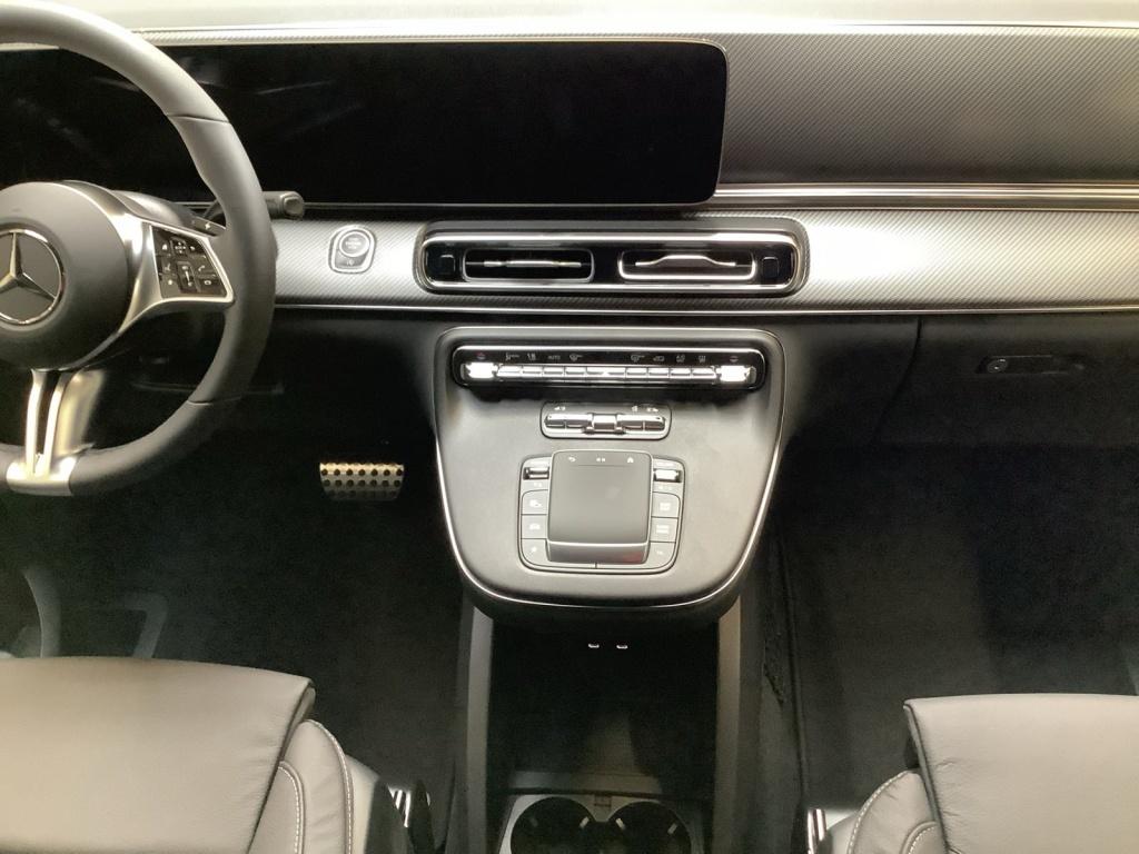 Mercedes-Benz V 300 d Avantgarde AMG 4 Matic AHK2,5t/Multibeam Mercedes-Benz V 300 d Avantgarde AMG 4 Matic AHK2,5t/Multibeam