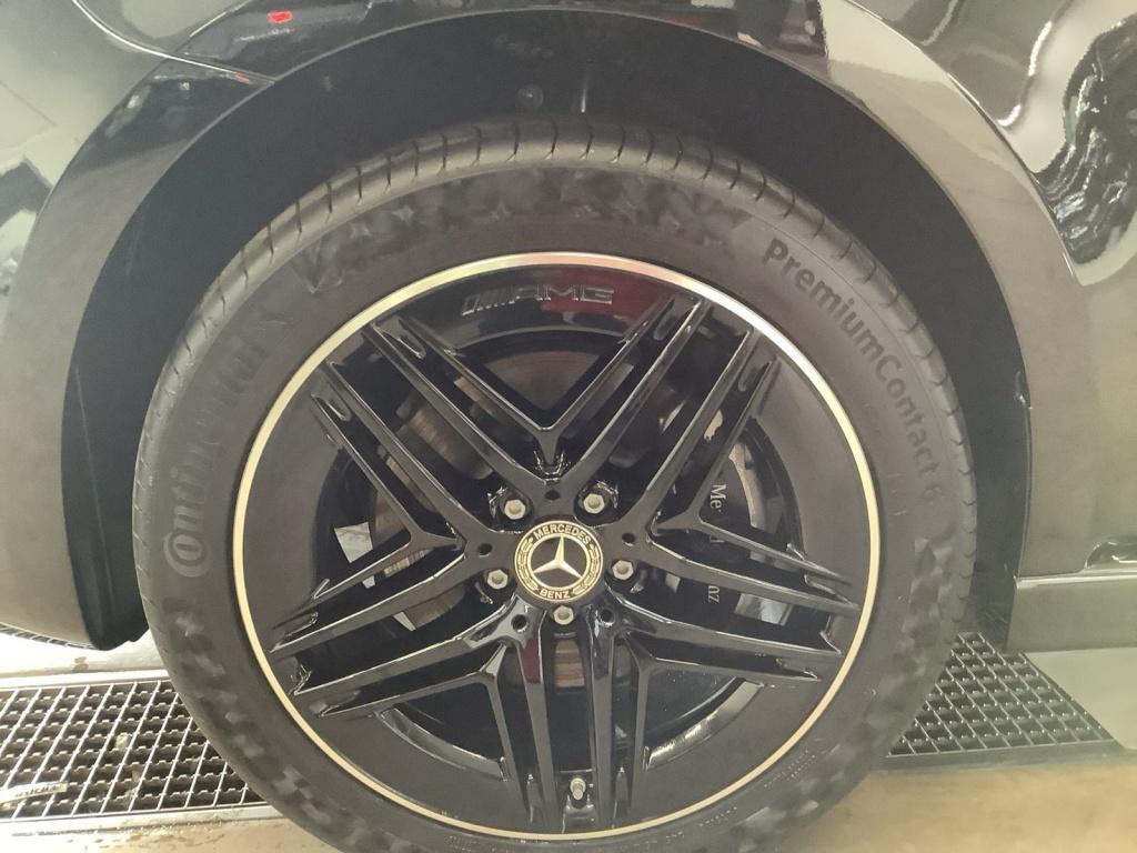 Mercedes-Benz V 300 d Avantgarde AMG 4 Matic AHK2,5t/Multibeam Mercedes-Benz V 300 d Avantgarde AMG 4 Matic AHK2,5t/Multibeam