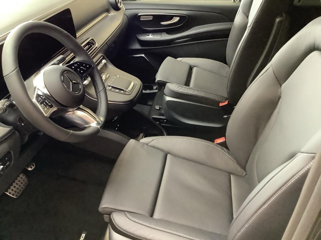 Mercedes-Benz V 300 d Avantgarde AMG 4 Matic AHK2,5t/Multibeam Mercedes-Benz V 300 d Avantgarde AMG 4 Matic AHK2,5t/Multibeam