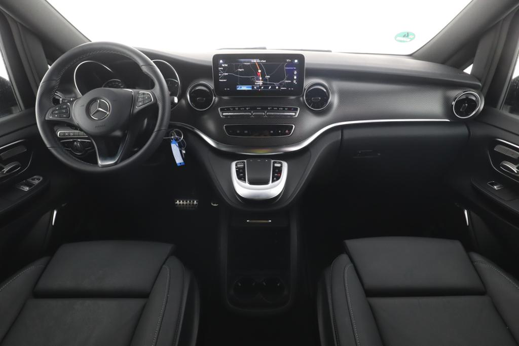 Mercedes-Benz V 300 d 4MATIC AVANTGARDE Lang Night-Paket/AMG Mercedes-Benz V 300 d 4MATIC AVANTGARDE Lang Night-Paket/AMG