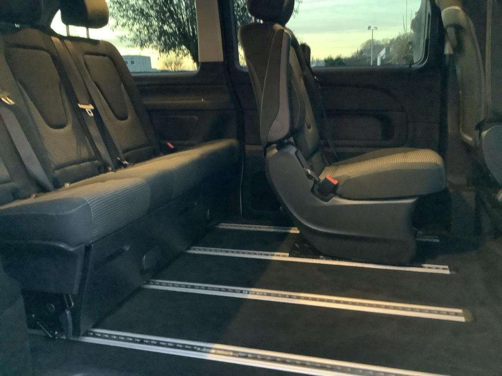 Mercedes-Benz V 220 d 4MATIC EDITION Lang Distronic/ILS-LED Mercedes-Benz V 220 d 4MATIC EDITION Lang Distronic/ILS-LED