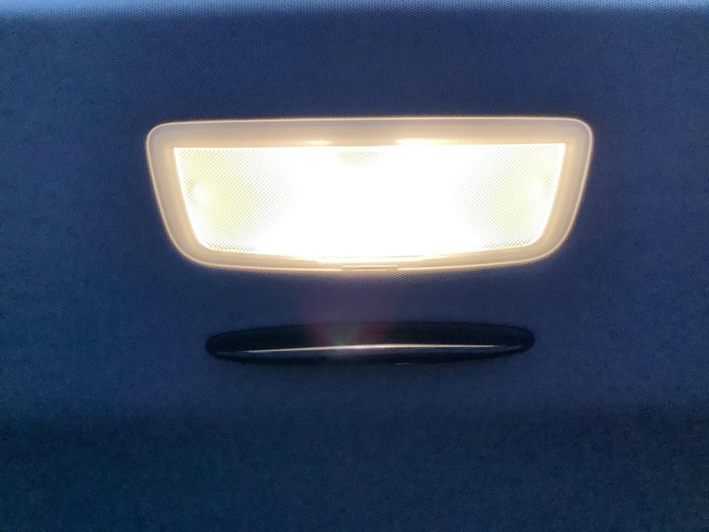 Mercedes-Benz V 220 d 4MATIC EDITION Lang Distronic/ILS-LED Mercedes-Benz V 220 d 4MATIC EDITION Lang Distronic/ILS-LED