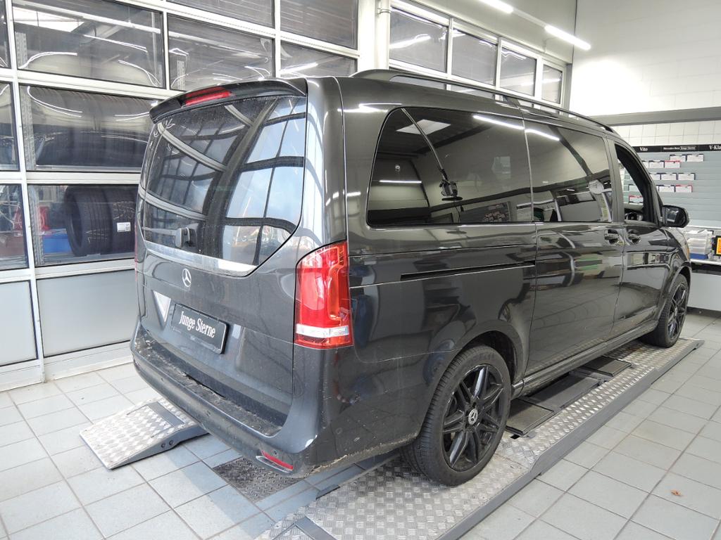 Mercedes-Benz V 300d AMG 4 Matic Edition AHK 2.5t/Distronic Mercedes-Benz V 300d AMG 4 Matic Edition AHK 2.5t/Distronic