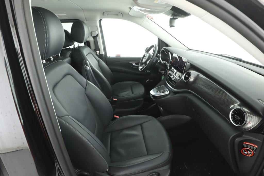Mercedes-Benz V 300 d Avantgarde extralang 4 Matic LED-ILS/AHK Mercedes-Benz V 300 d Avantgarde extralang 4 Matic LED-ILS/AHK