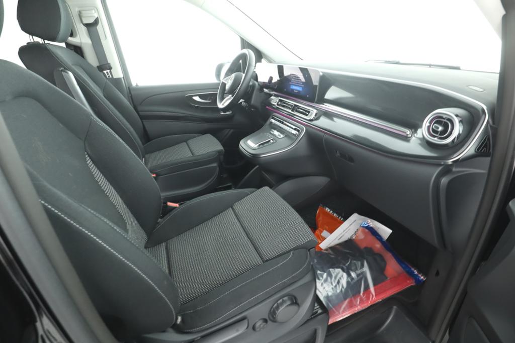 Mercedes-Benz V 300d STYLE Lang Multibeam/Distronic/AHK2.5t Mercedes-Benz V 300d STYLE Lang Multibeam/Distronic/AHK2.5t