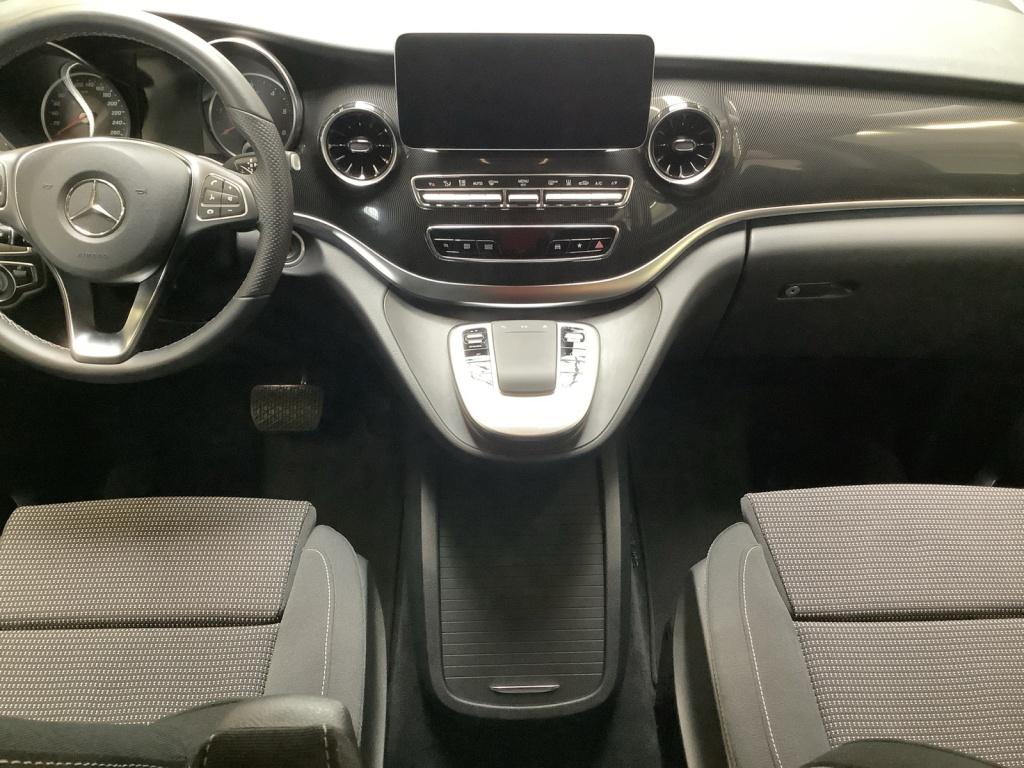 Mercedes-Benz V 300 d extralang 4 Matic AIRMATIC/Distronic Mercedes-Benz V 300 d extralang 4 Matic AIRMATIC/Distronic